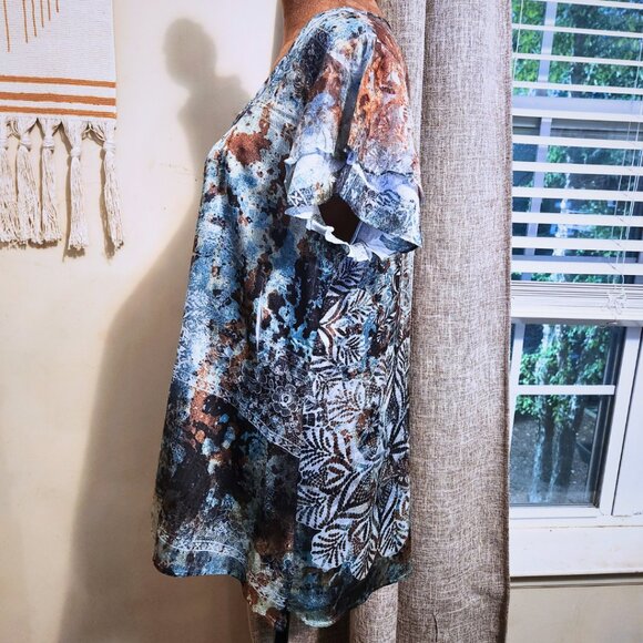 Dressbarn Blue Abstract Rhinestone Mixed-Media Tee | Boho and Y2K | Size M - Picture 2 of 11